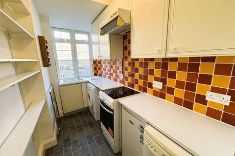 1 bedroom apartment to rent, Du Cane Court Balham High Road Balham SW17 7JG