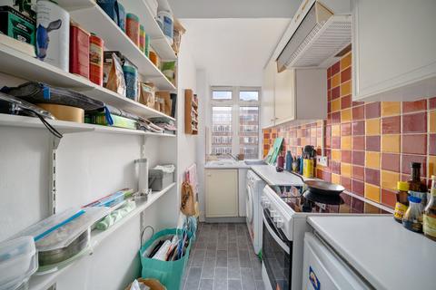 1 bedroom apartment to rent, Du Cane Court Balham High Road Balham SW17 7JG