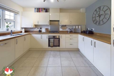 59 Fauld Drive Kingsway, Quedgeley, Gloucester, GL2 2HZ