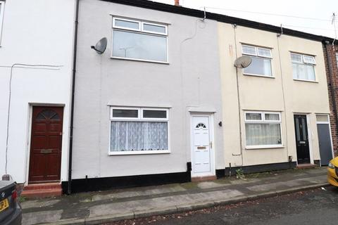 2 bedroom end of terrace house for sale - High Street, Macclesfield