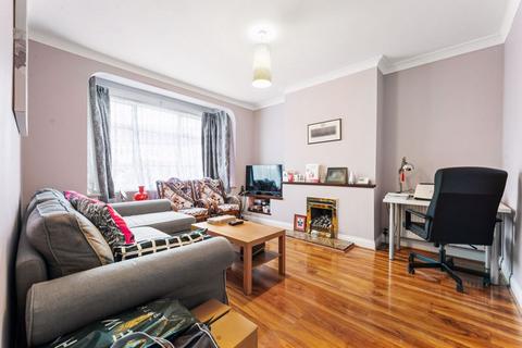 3 bedroom terraced house for sale, Gomshall Avenue, Wallington