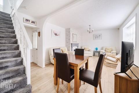 186 Burrow Road, Hainault, Chigwell, IG7 4NH