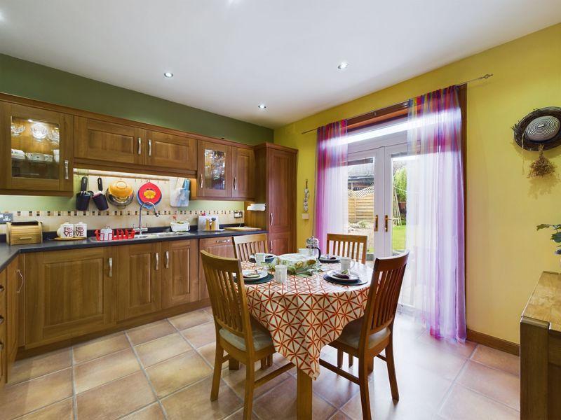 Kitchen - aspect 2