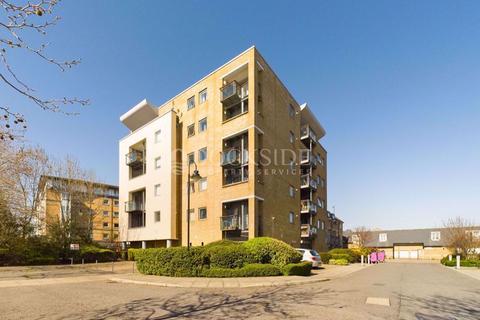 2 bedroom apartment for sale, Hudson Court, London