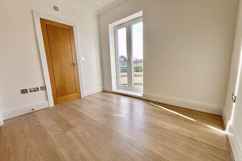 2 bedroom apartment for sale, Iford Lane, Tuckton, Bournemouth