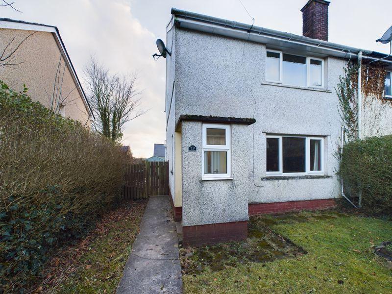 Birch Grove, Ebbw Vale 2 bed semidetached house for sale £135,000