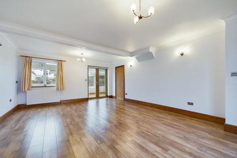 7 Cantref Road, Abergavenny, NP7 7DL