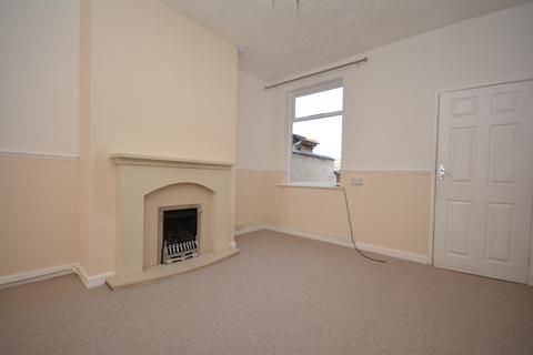 2 bedroom terraced house to rent, Rigg Street, CW1