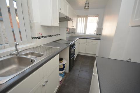 2 bedroom terraced house to rent, Rigg Street, CW1