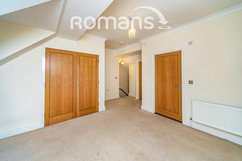 3 bedroom end of terrace house to rent, Notley Place, Emmer Green