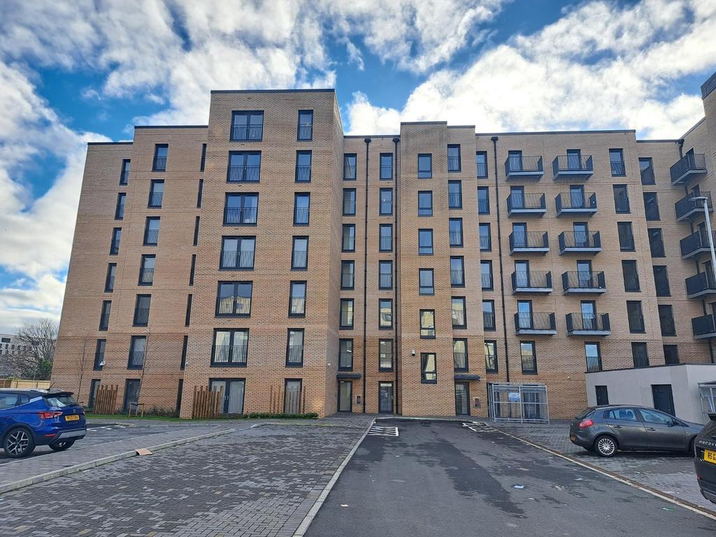 Minerva Square, Glasgow, G3 3 bed flat to rent £1,825 pcm (£421 pw)