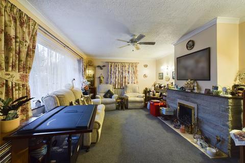 Camelia Dobles Lane, Holsworthy, EX22 6HN