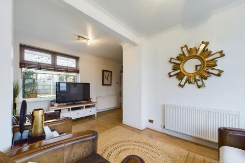 50 Westbury Avenue, Southall, UB1 2UZ