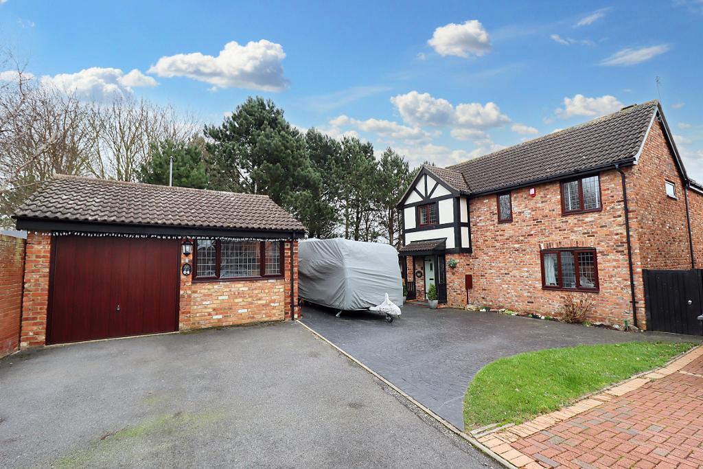 Woodmere, Barton Hills, Luton, LU3 4DN 4 bed detached house for sale