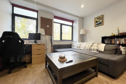 1 bedroom apartment for sale, Fleet Road, Fleet, Hampshire
