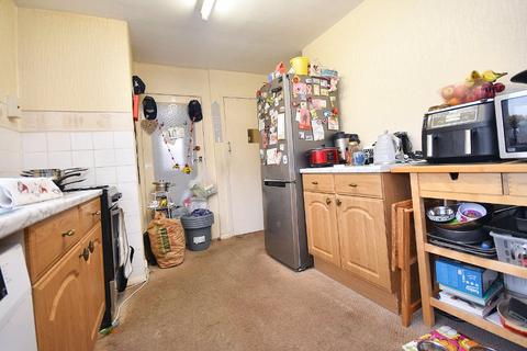 2 bedroom semi-detached house for sale, Philip Garth, Wakefield, West Yorkshire