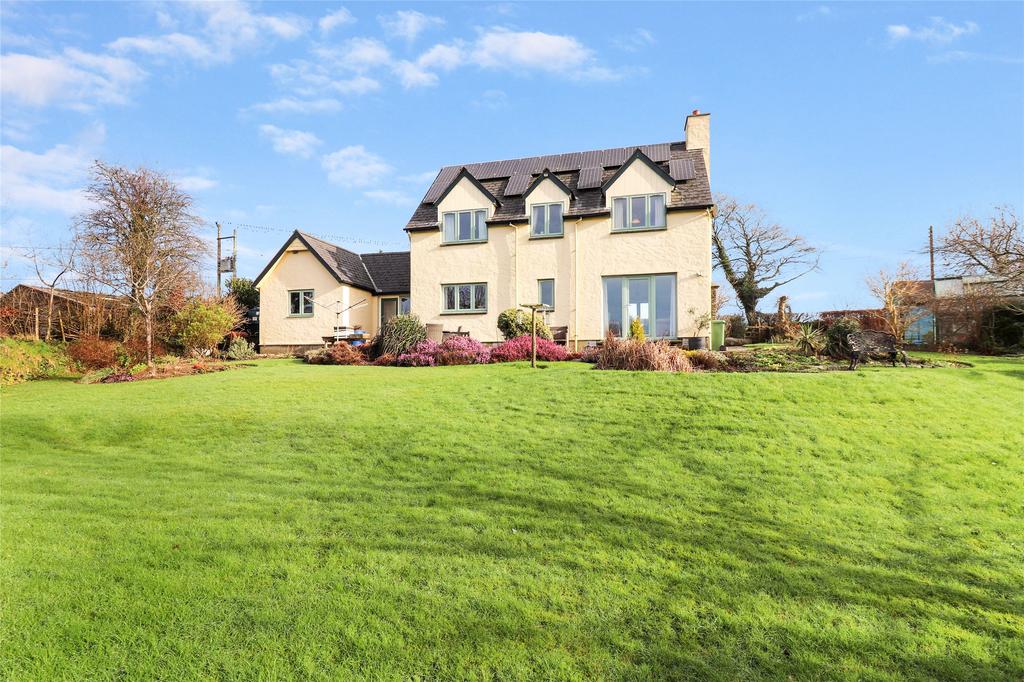 Brayford, Barnstaple, Devon, EX32 3 bed detached house for sale £585,000
