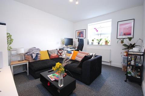 2 bedroom apartment to rent, Central Hill, Crystal Palace SE19