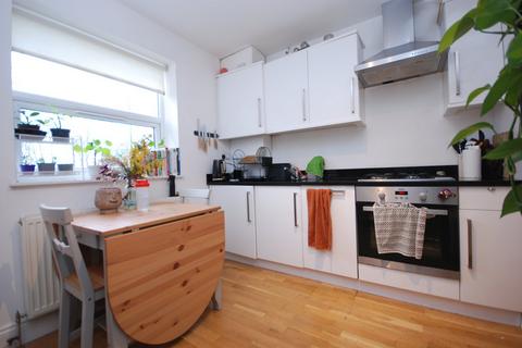 2 bedroom apartment to rent, Central Hill, Crystal Palace SE19