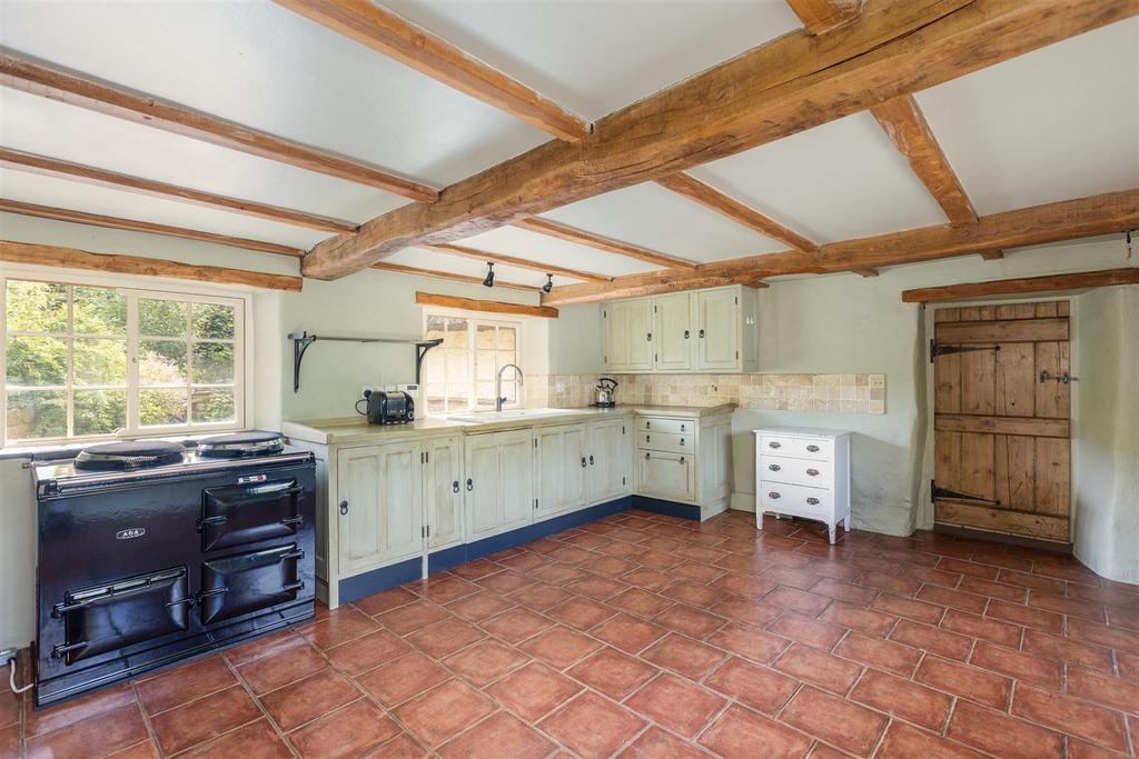 Black Eagle Cottage Kitchen Dining Room-3.jpg