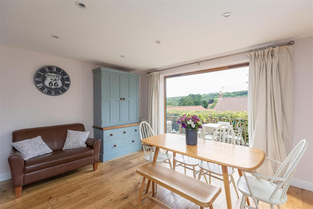 Pickering Hill Kitchen Dining Room 3.jpg