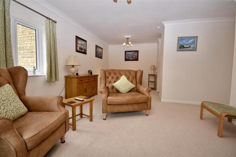 2 bedroom retirement property for sale - Potter Hill, Pickering YO18