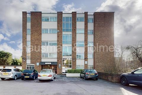 2 bedroom flat for sale, James Close, NW11