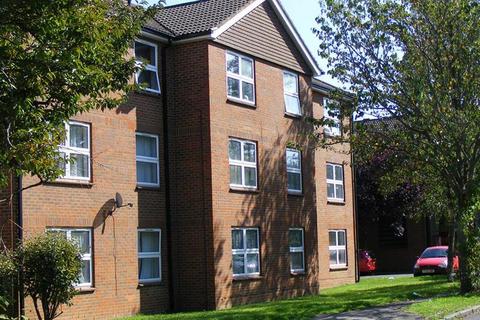 2 bedroom apartment to rent - Broadwater Crescent, Welwyn Garden City AL7