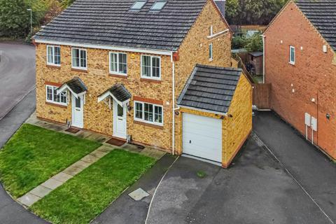 4 bedroom semi-detached house for sale, Weavers Field, Girton, Cambridge