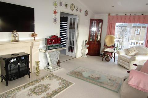 2 bedroom bungalow for sale - Minskip Road, Boroughbridge, York
