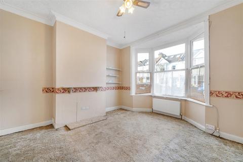 35 Kenilworth Road, London, SE20 7QG