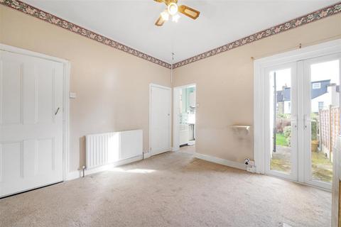 35 Kenilworth Road, London, SE20 7QG
