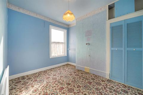 35 Kenilworth Road, London, SE20 7QG