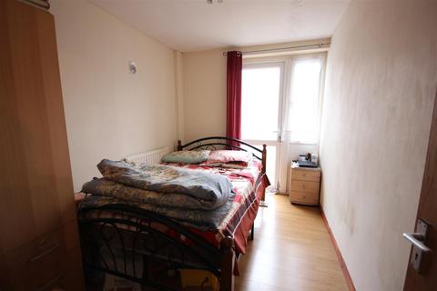 2 bedroom apartment to rent, East Road (Ground Floor), Edgware