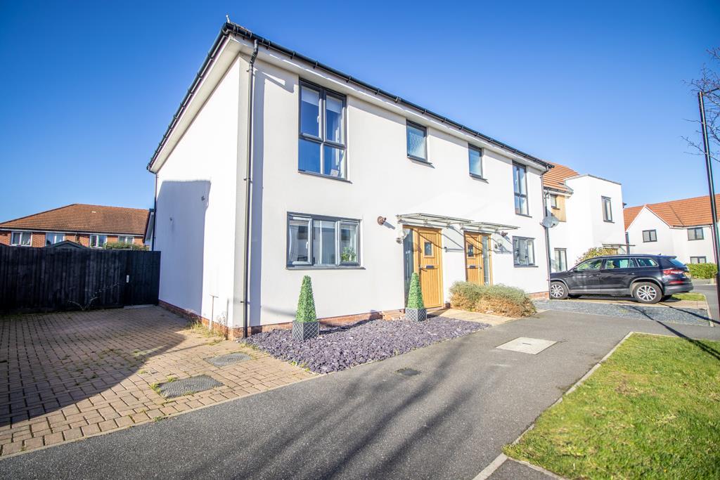 Cole Avenue, SouthendonSea SS2 3 bed semidetached house £425,000