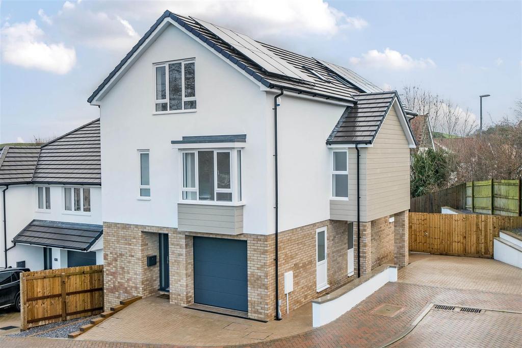 Foxglove Close, Newton Abbot 4 bed detached house for sale £625,000