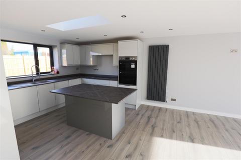 7 Bryn Henllan, Brynna, Pontyclun, CF72 9SG