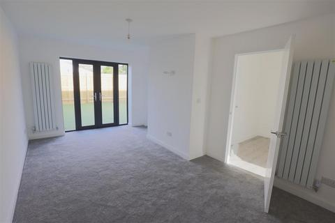 7 Bryn Henllan, Brynna, Pontyclun, CF72 9SG