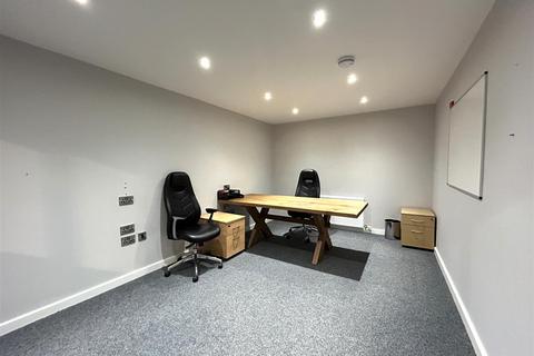 Office to rent, Greensleeves, Standback Way, Skelmanthorpe, Huddersfield, HD8 9GA