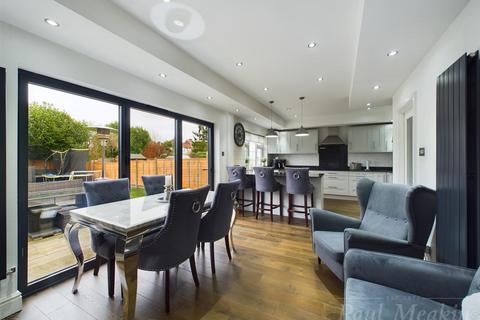 1 Abbey Road, South Croydon, CR2 8NJ