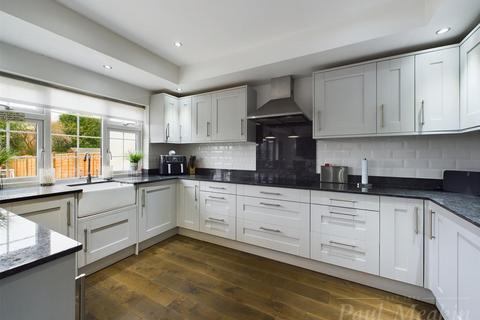 1 Abbey Road, South Croydon, CR2 8NJ