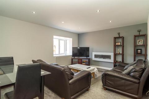 2 bedroom maisonette for sale, Bray Close, Borehamwood WD6