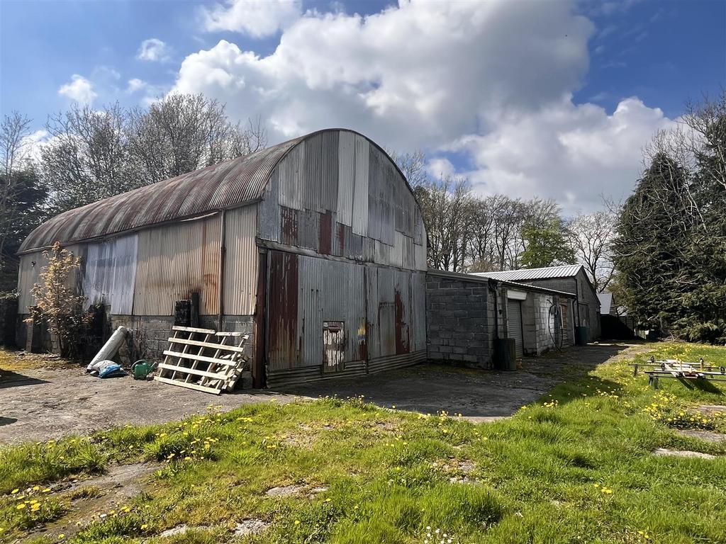 Further workshop building