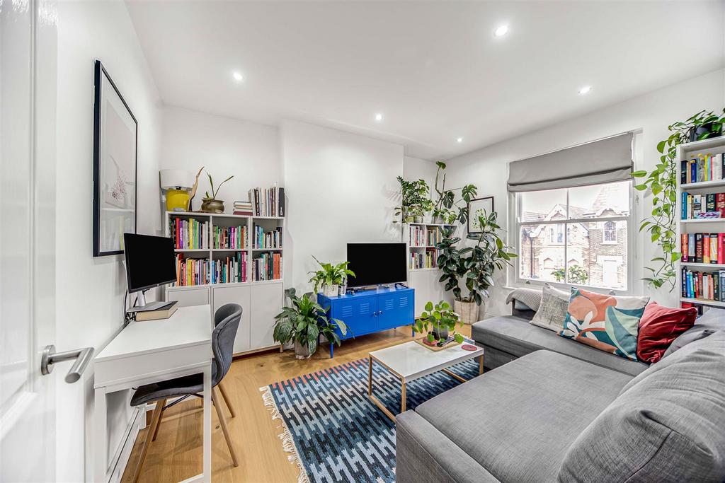 D D  Flat 3  58 Victoria Road-7.JPG