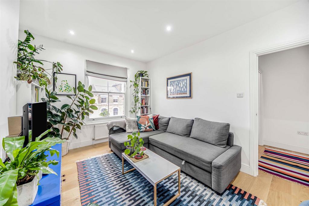 D D  Flat 3  58 Victoria Road-8.JPG