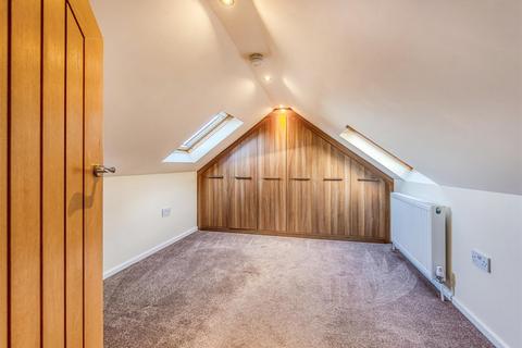 52 Church Hill, Penn, Wolverhampton, WV4 5PE