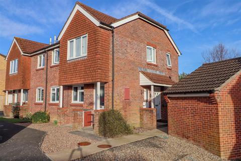 1 bedroom flat for sale, Windsor Close, Southwater, Horsham