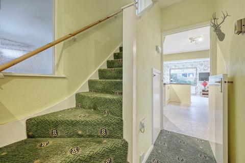 17 Purlieu Way, Theydon Bois, Epping, CM16 7EH