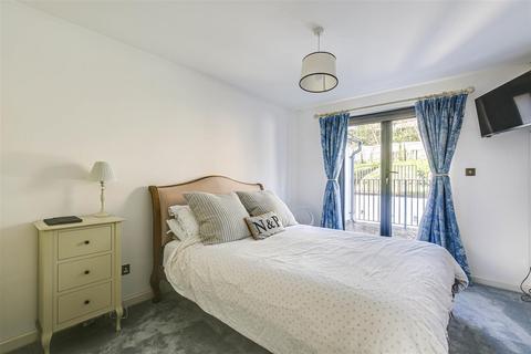 5 bedroom detached house for sale, South Bank, Westerham TN16