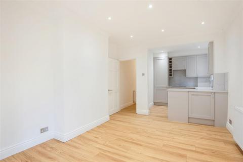 111 Parkview Road, New Eltham, London, SE9 3QR